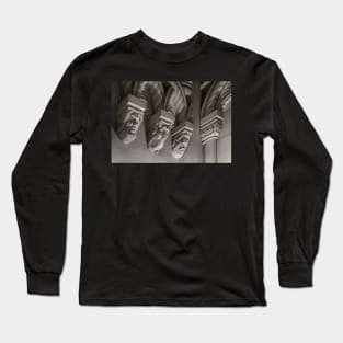 Penrhyn castle-Three heads Long Sleeve T-Shirt